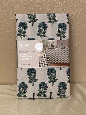 Colordrift Green & Blue Print Boho Flowers Indoor/Outdoor Tablecloth